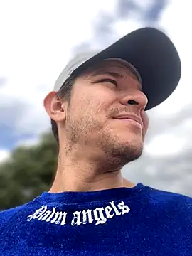 Nick juniorrx online show from November 10, 2025, 3:06 pm