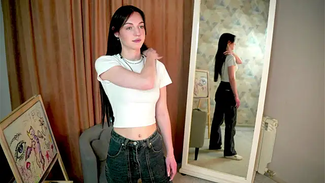 AdellaMacht online show from November 13, 2025, 9:57 am