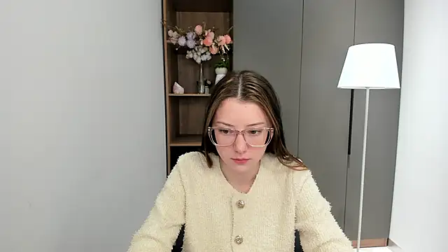 Snapshot of MarguriteNorwood chatting on November 10, 2025, 4:28 am MarguriteNorwood online show from November 10, 2025, 4:28 am