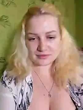 Snapshot of Steshaa chatting on November 6, 2025, 8:46 pm Steshaa online show from November 6, 2025, 8:46 pm