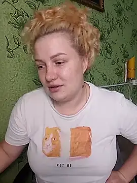 Snapshot of Steshaa chatting on November 13, 2025, 11:36 am Steshaa online show from November 13, 2025, 11:36 am