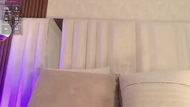 iam katherine online show from December 1, 2025, 8:32 pm