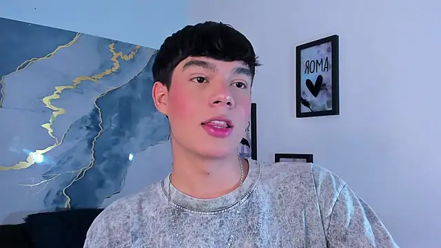 Isaac Kurtt online show from December 16, 2025, 8:02 pm