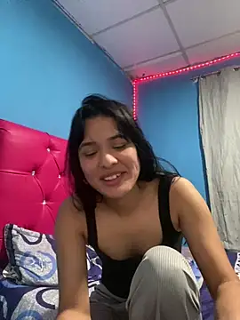 Snapshot of Chiquinquira3 chatting on February 8, 2026, 7:39 am Chiquinquira3 online show from February 8, 2026, 7:39 am