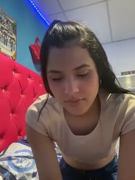 Snapshot of Chiquinquira3 chatting on March 1, 2026, 5:40 am Chiquinquira3 online show from March 1, 2026, 5:40 am