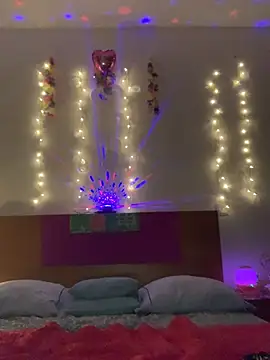 massagistahotbrunette online show from March 3, 2026, 11:34 pm