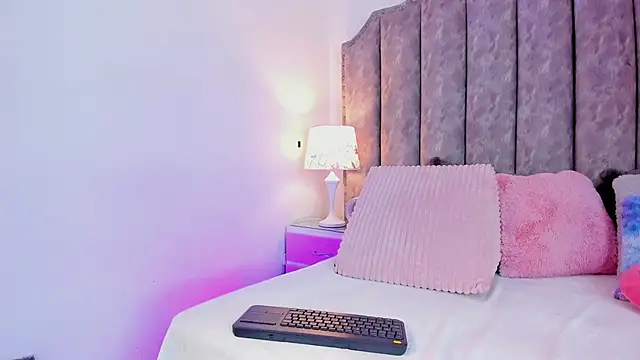 RubyCrox online show from March 16, 2026, 8:55 pm