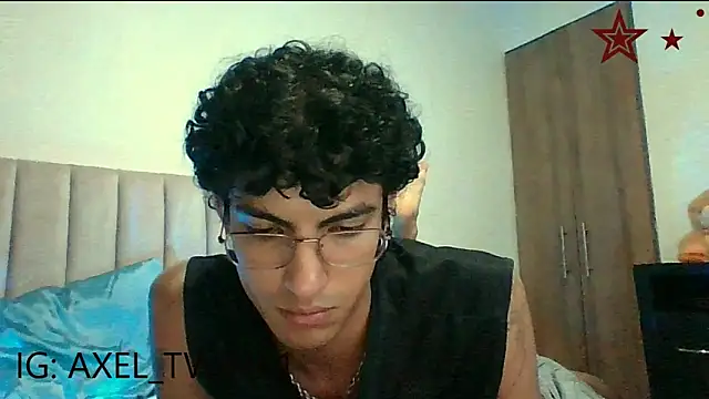 axel love13 online show from December 4, 2025, 11:59 pm