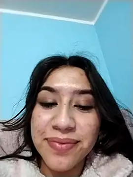 madeline lx online show from November 13, 2025, 3:32 am