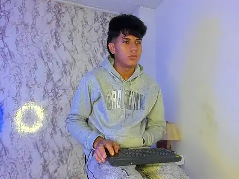 Snapshot of Valentino_Lane chatting on February 10, 2026, 5:50 am Valentino Lane online show from February 10, 2026, 5:50 am