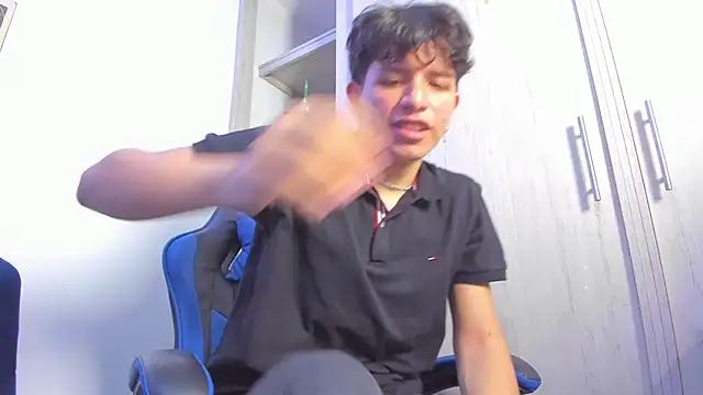 fredd cs online show from November 15, 2025, 10:58 pm