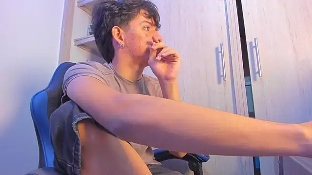 fredd cs online show from November 16, 2025, 11:52 pm