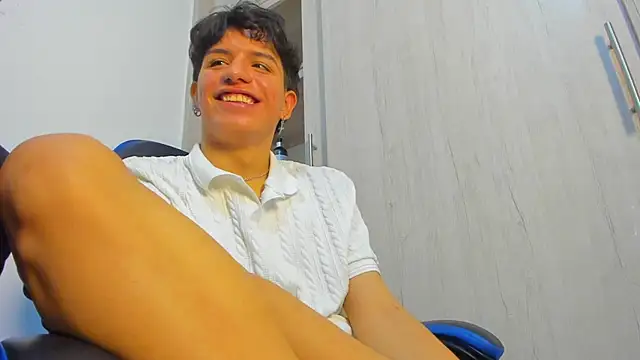 fredd cs online show from November 14, 2025, 11:08 pm