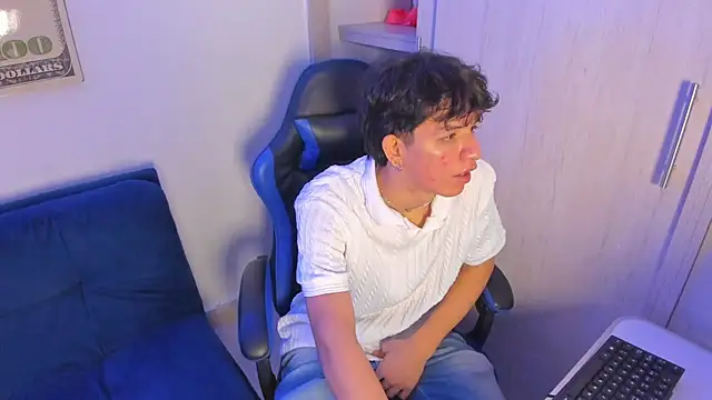 fredd cs online show from November 22, 2025, 11:58 pm