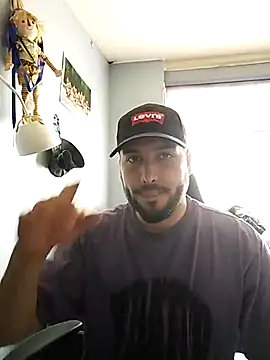 maneme19 online show from November 12, 2025, 2:21 pm