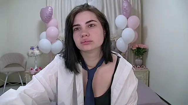 Snapshot of AdrianaTorres chatting on February 20, 2026, 5:26 am AdrianaTorres online show from February 20, 2026, 5:26 am