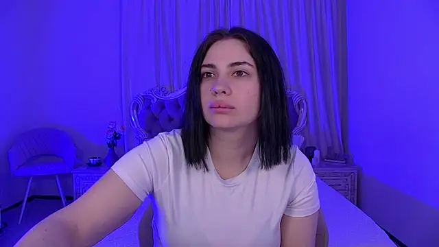 Snapshot of AdrianaTorres chatting on February 6, 2026, 5:25 am AdrianaTorres online show from February 6, 2026, 5:25 am