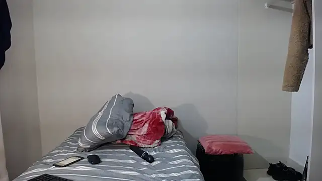 SexySlimMelanin online show from December 3, 2025, 11:47 pm