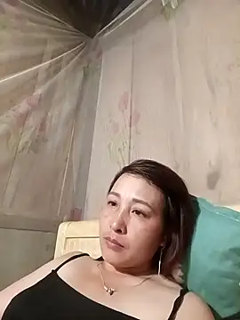 Missa-kute20 online show from April 7, 2026, 1:24 pm