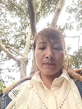 Snapshot of Missa-kute20 chatting on November 7, 2025, 1:43 am Missa-kute20 online show from November 7, 2025, 1:43 am