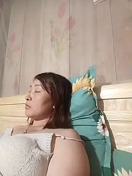 Missa-kute20 online show from April 13, 2026, 5:22 am