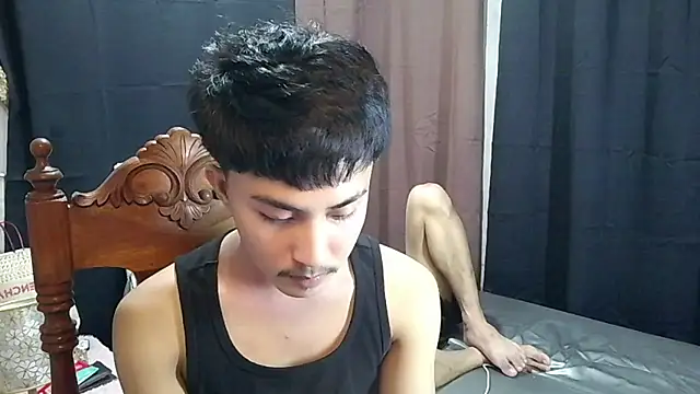 Snapshot of Urloverhardcock chatting on July 7, 2026, 3:04 pm Urloverhardcock online show from July 7, 2026, 3:04 pm