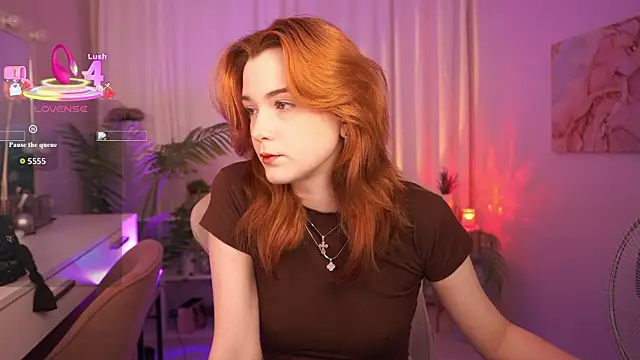 Snapshot of AvaRyder chatting on February 5, 2026, 5:47 am AvaRyder online show from February 5, 2026, 5:47 am