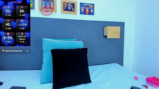 Snapshot of Andhrea_Vale chatting on April 6, 2026, 12:17 pm Andhrea Vale online show from April 6, 2026, 12:17 pm