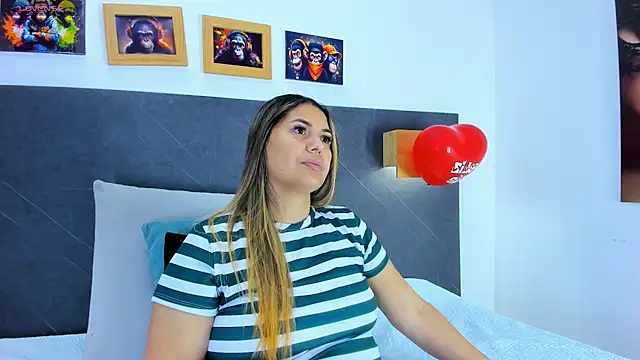 Andhrea Vale online show from February 14, 2026, 12:05 pm