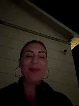 Snapshot of pervimilf chatting on November 16, 2025, 10:24 pm pervimilf online show from November 16, 2025, 10:24 pm