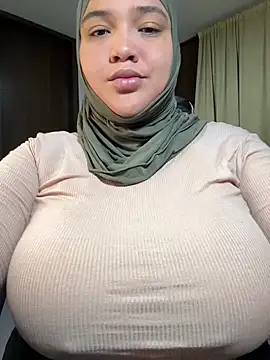 Snapshot of sweetmuslim01 chatting on May 29, 2026, 3:34 am sweetmuslim01 online show from May 29, 2026, 3:34 am