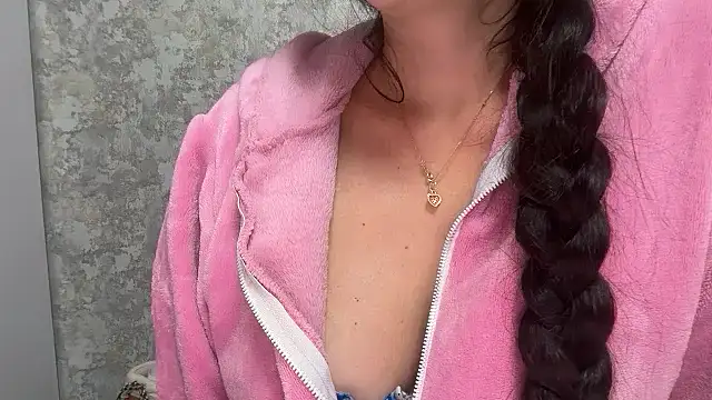 Angelinaa19 online show from March 16, 2026, 10:23 pm