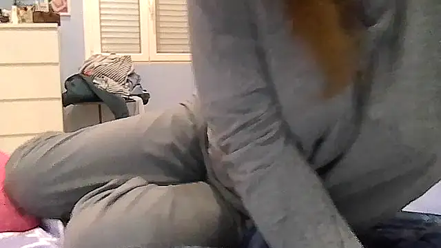 Domiqueen online show from November 6, 2025, 8:02 pm