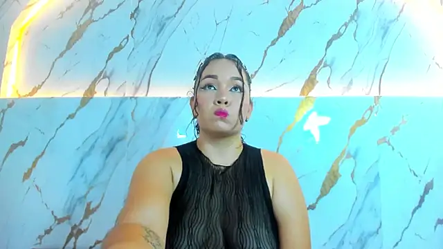 Snapshot of Brenda-Rosse chatting on February 1, 2026, 4:44 am Brenda-Rosse online show from February 1, 2026, 4:44 am