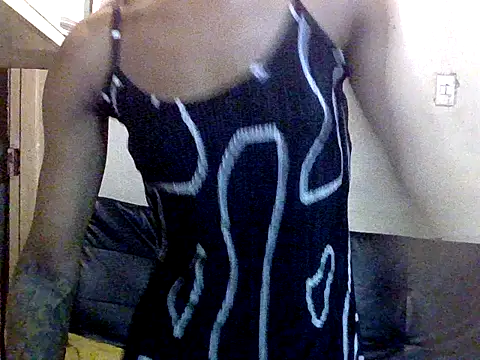 Snapshot of Nikistickyxx25 chatting on November 24, 2025, 3:12 pm Nikistickyxx25 online show from November 24, 2025, 3:12 pm