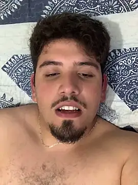 Snapshot of Bbbtro chatting on November 25, 2025, 9:37 pm Bbbtro online show from November 25, 2025, 9:37 pm