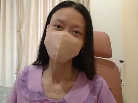 Snapshot of Lil-Cherries chatting on January 18, 2026, 5:22 am Lil-Cherries online show from January 18, 2026, 5:22 am