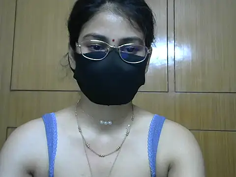 Snapshot of Fairy_Pie chatting on June 26, 2026, 6:36 pm Fairy Pie online show from June 26, 2026, 6:36 pm