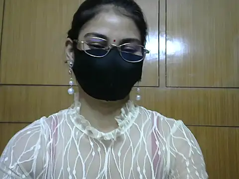 Snapshot of Fairy_Pie chatting on July 10, 2026, 7:25 pm Fairy Pie online show from July 10, 2026, 7:25 pm