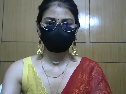 Snapshot of Fairy_Pie chatting on June 24, 2026, 6:28 pm Fairy Pie online show from June 24, 2026, 6:28 pm