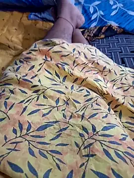 Snapshot of Rathi_telugu_couple chatting on December 16, 2025, 4:39 am Rathi telugu couple online show from December 16, 2025, 4:39 am