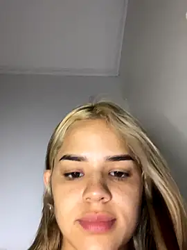 Snapshot of Sara__Secret chatting on January 7, 2026, 7:46 am Sara Secret online show from January 7, 2026, 7:46 am