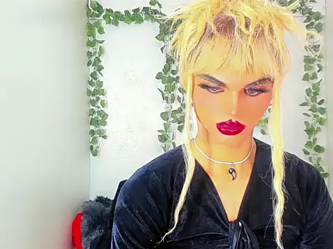 Sofia-hot  online show from November 9, 2025, 1:31 am