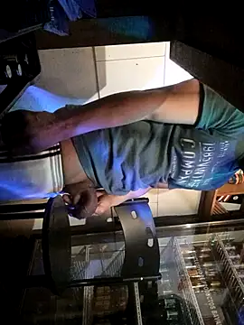 themorenofit08 online show from November 12, 2025, 1:21 am