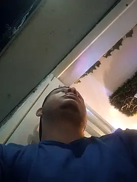 Snapshot of themorenofit08 chatting on March 11, 2026, 11:43 pm themorenofit08 online show from March 11, 2026, 11:43 pm