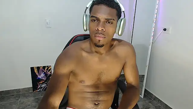 Snapshot of Jackboy_000 chatting on February 24, 2026, 2:29 pm Jackboy 000 online show from February 24, 2026, 2:29 pm