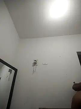  Lizeth  online show from April 28, 2026, 5:34 am