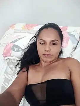  Lizeth  online show from April 14, 2026, 5:45 am