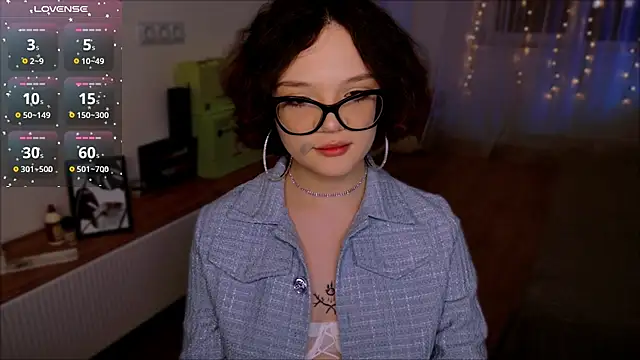 Snapshot of Sweety_cheeky chatting on November 25, 2025, 10:43 pm Sweety cheeky online show from November 25, 2025, 10:43 pm