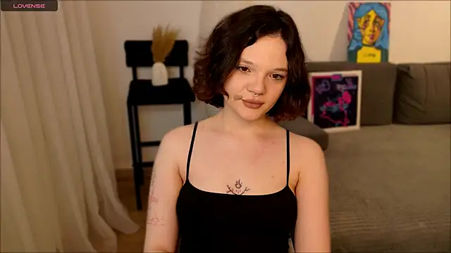 Snapshot of Sweety_cheeky chatting on February 14, 2026, 3:29 am Sweety cheeky online show from February 14, 2026, 3:29 am